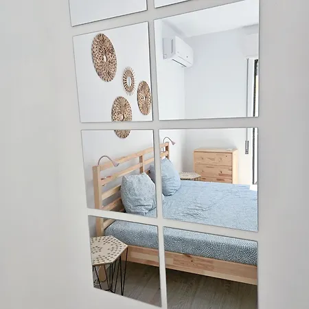 Apartman Casa Oliveira - Sunny 2-bed Retreat Steps From The *