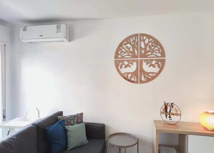 Апартаменты Casa Oliveira - Sunny 2-bed Retreat Steps From The Армасан-де-Пера